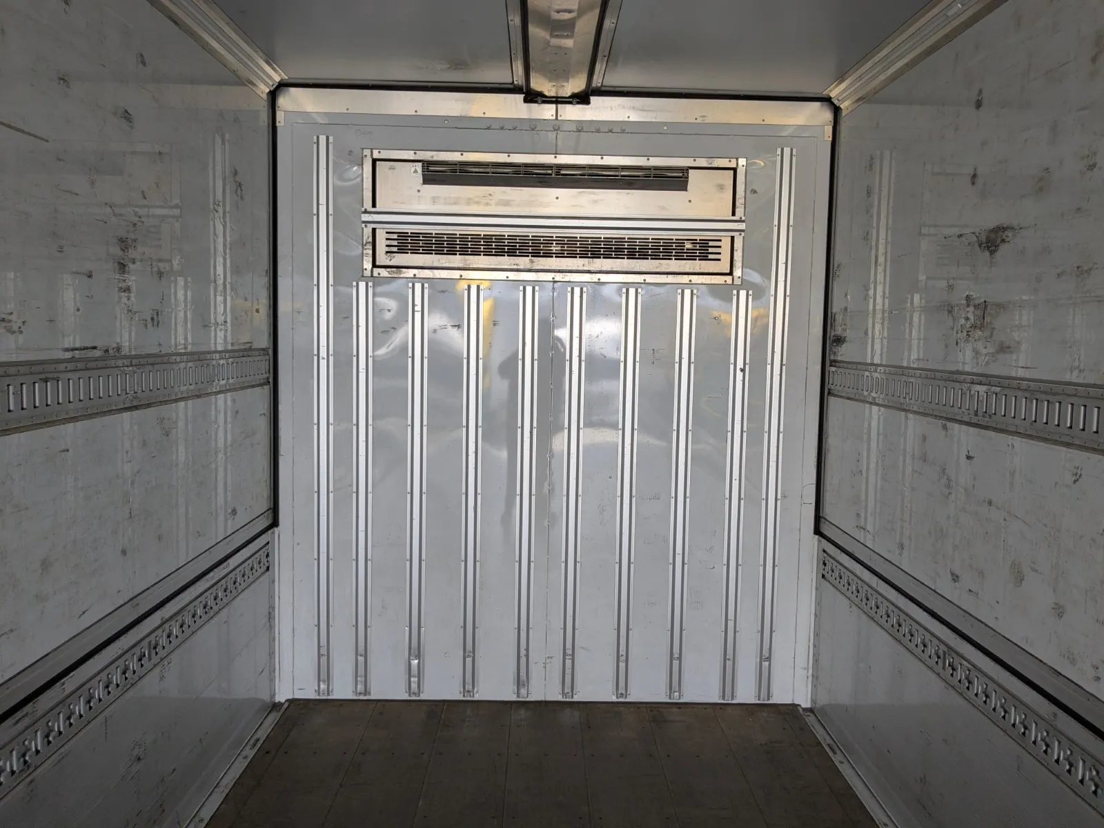 vehicle_image_20260714113822qo8iESLoKT.webp