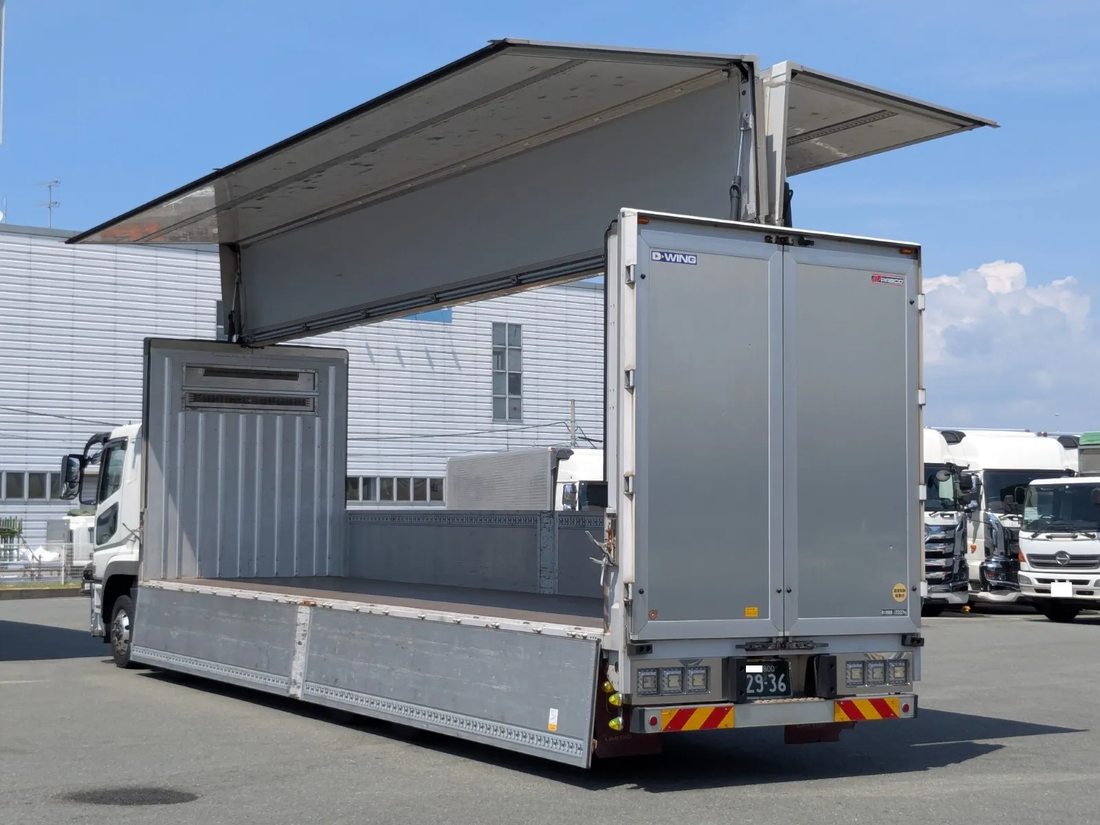 vehicle_image_202607141138242nkBkaomgA.webp