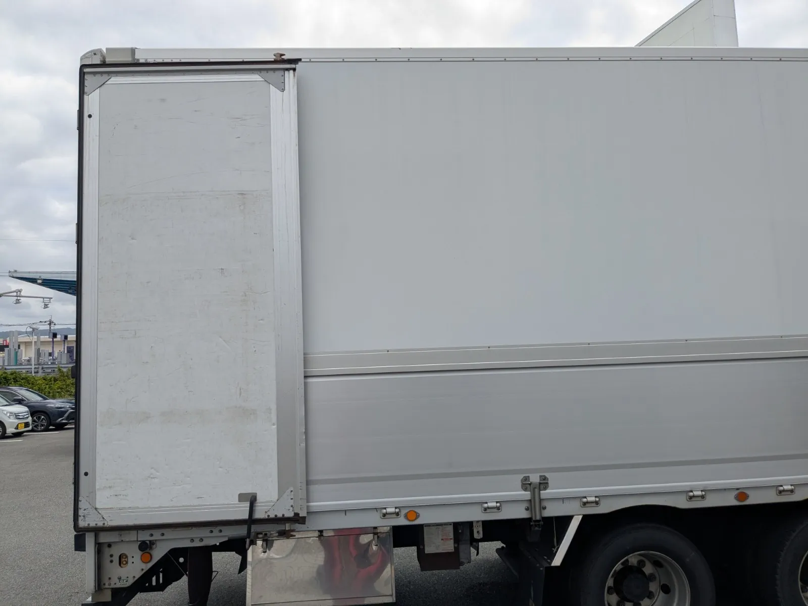 vehicle_image_202607161025528kl0JiodJ0.webp