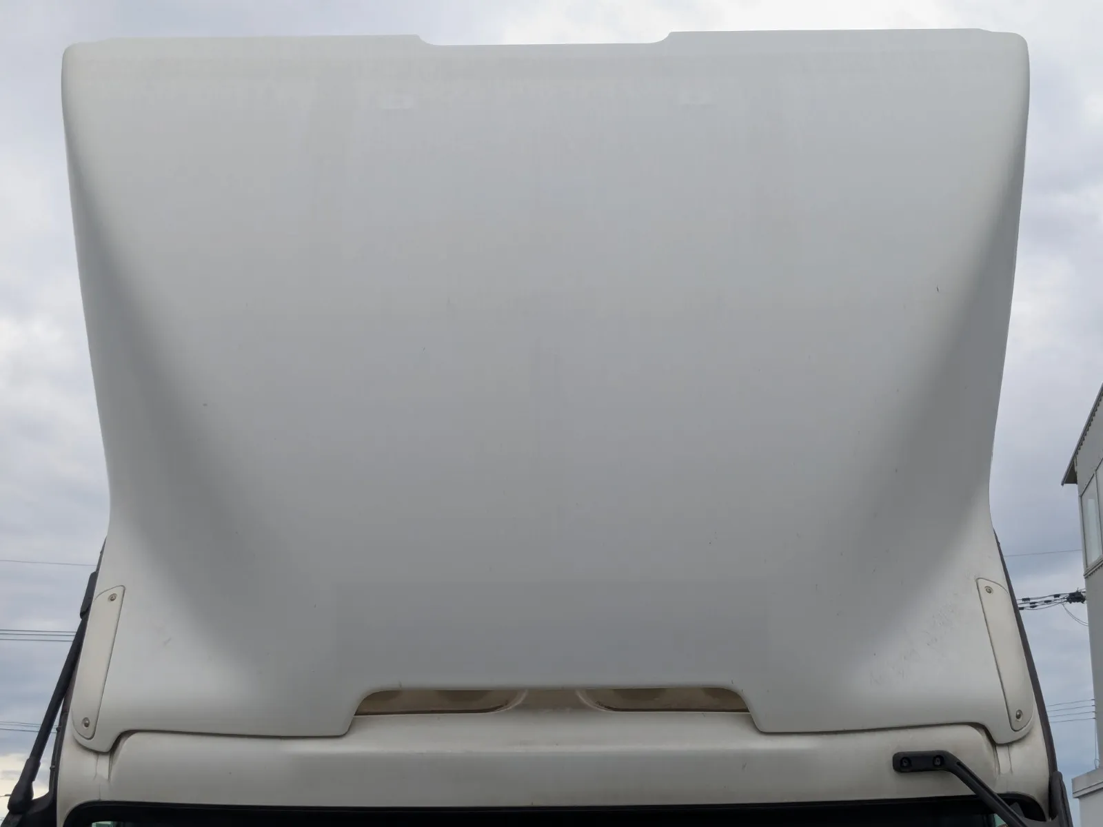 vehicle_image_20260619130820IaDWar6cOb.webp