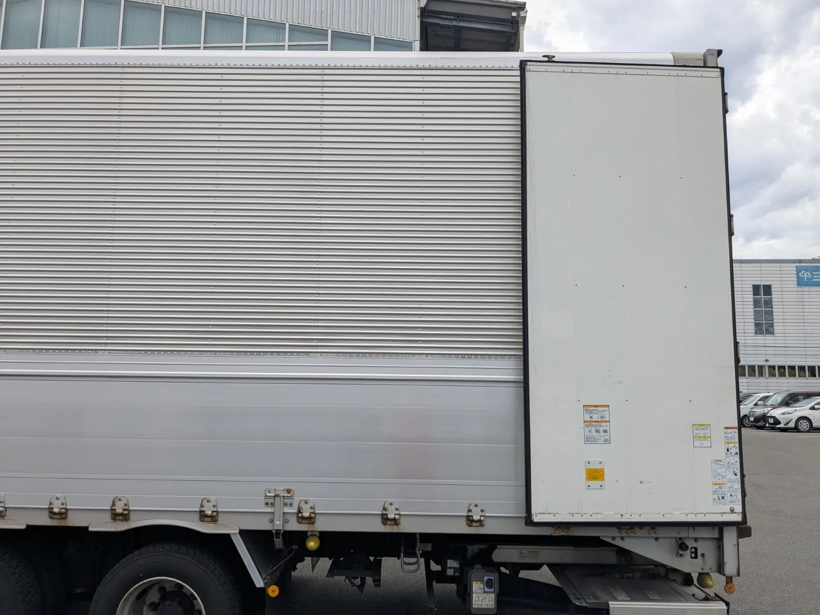 vehicle_image_20260619130820jx55Hv2iQW.webp