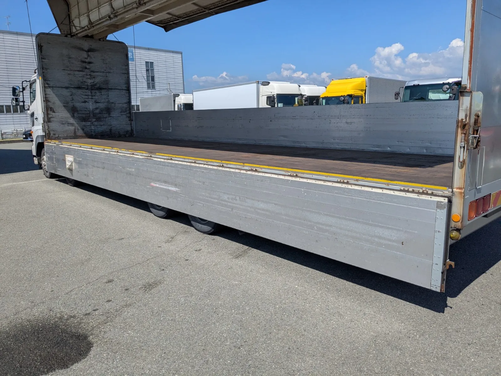 vehicle_image_202607091044353zjbFSUNvA.webp