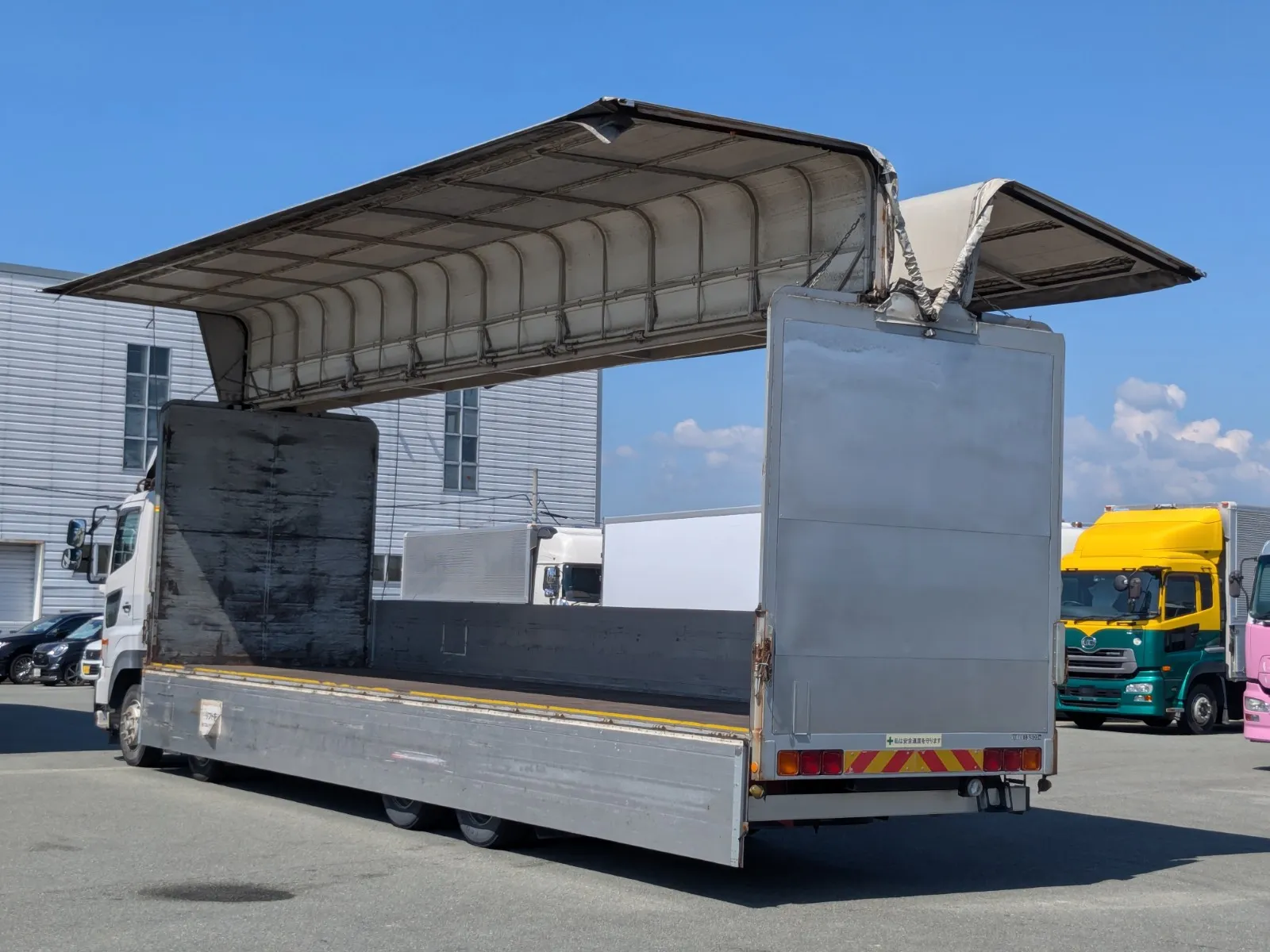 vehicle_image_20260709104435yjKDzFI0qk.webp