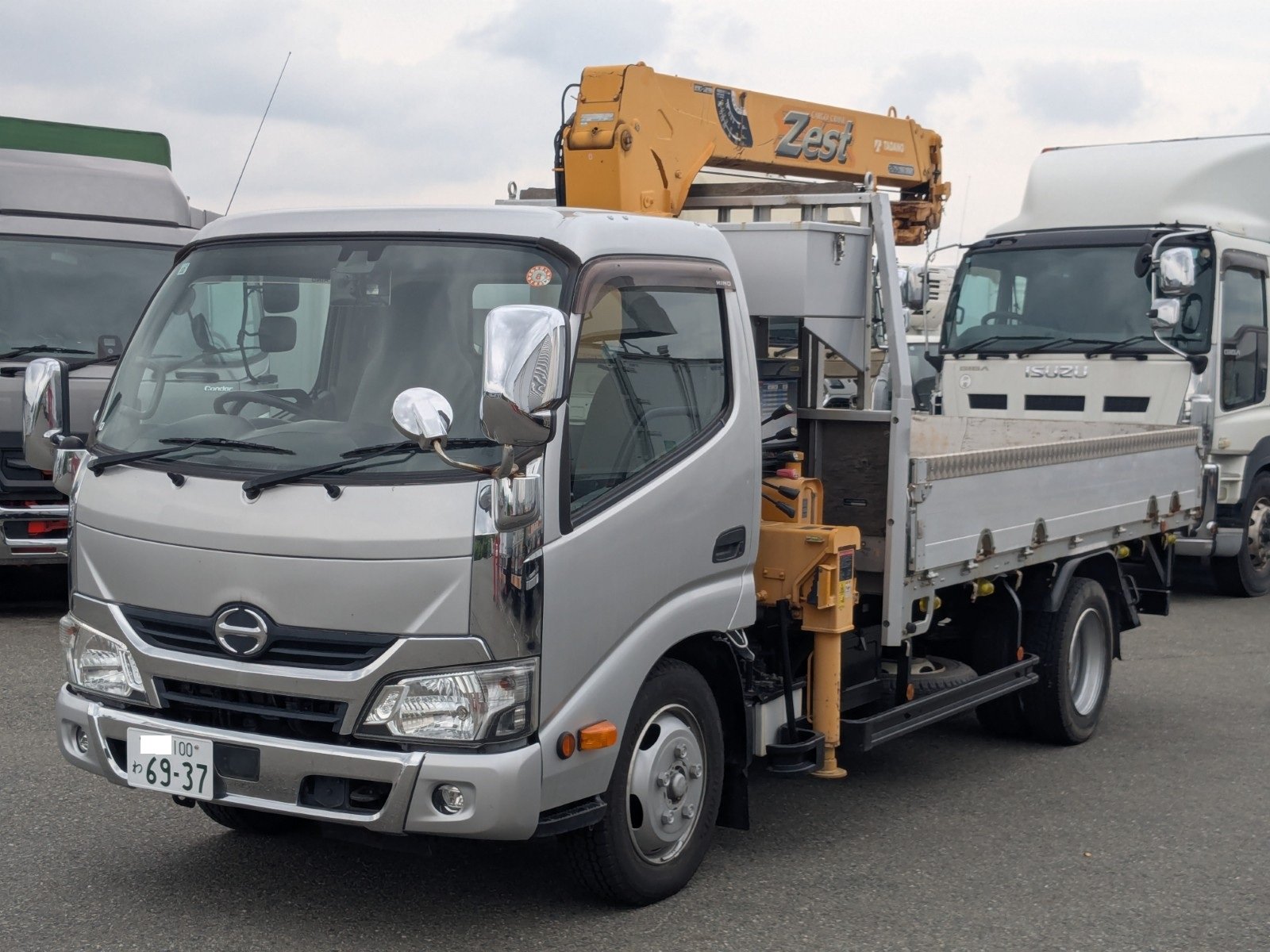 vehicle_image_20260610102531N7EpT2KpkG.jpg