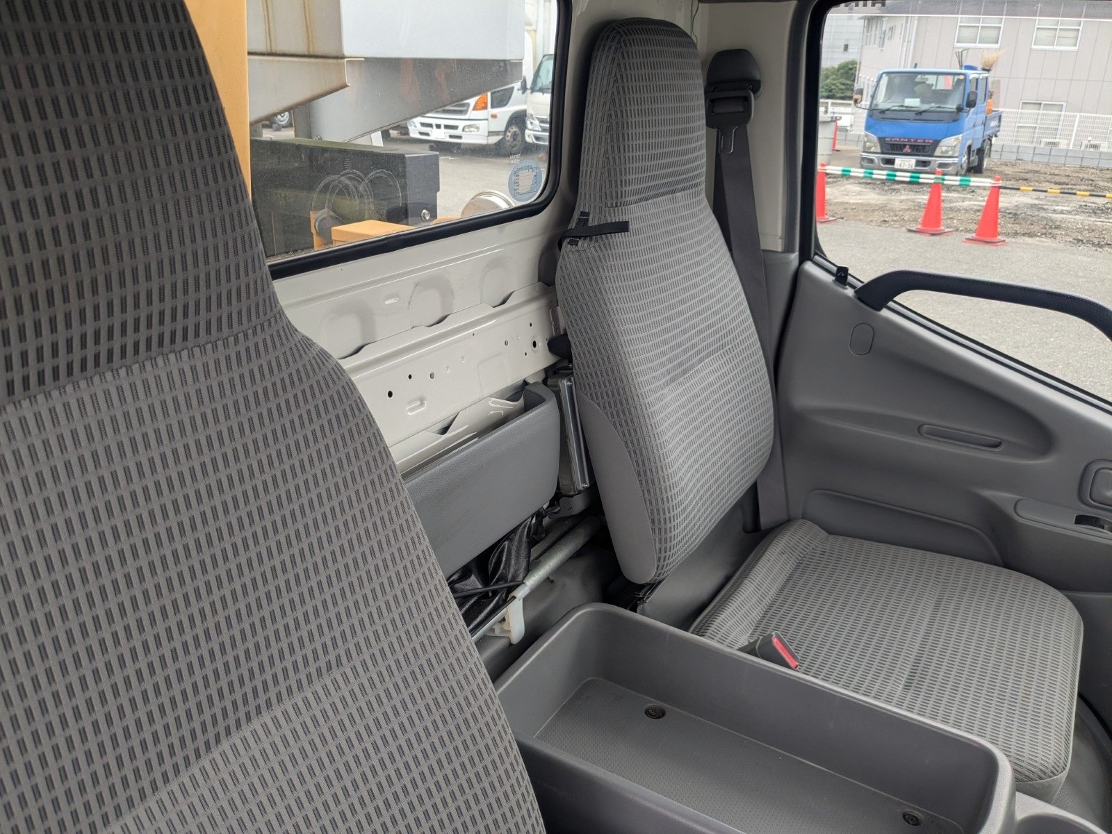 vehicle_image_20260610102531zDbFLC1PA1.jpg