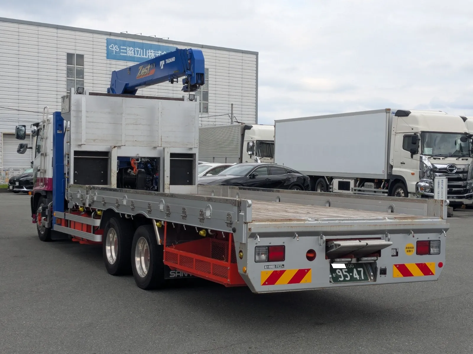 vehicle_image_20260703101613YVvljlbzzH.webp