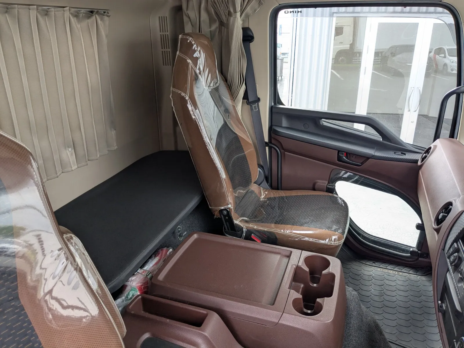 vehicle_image_20260703101626m3dcmHxtUD.webp