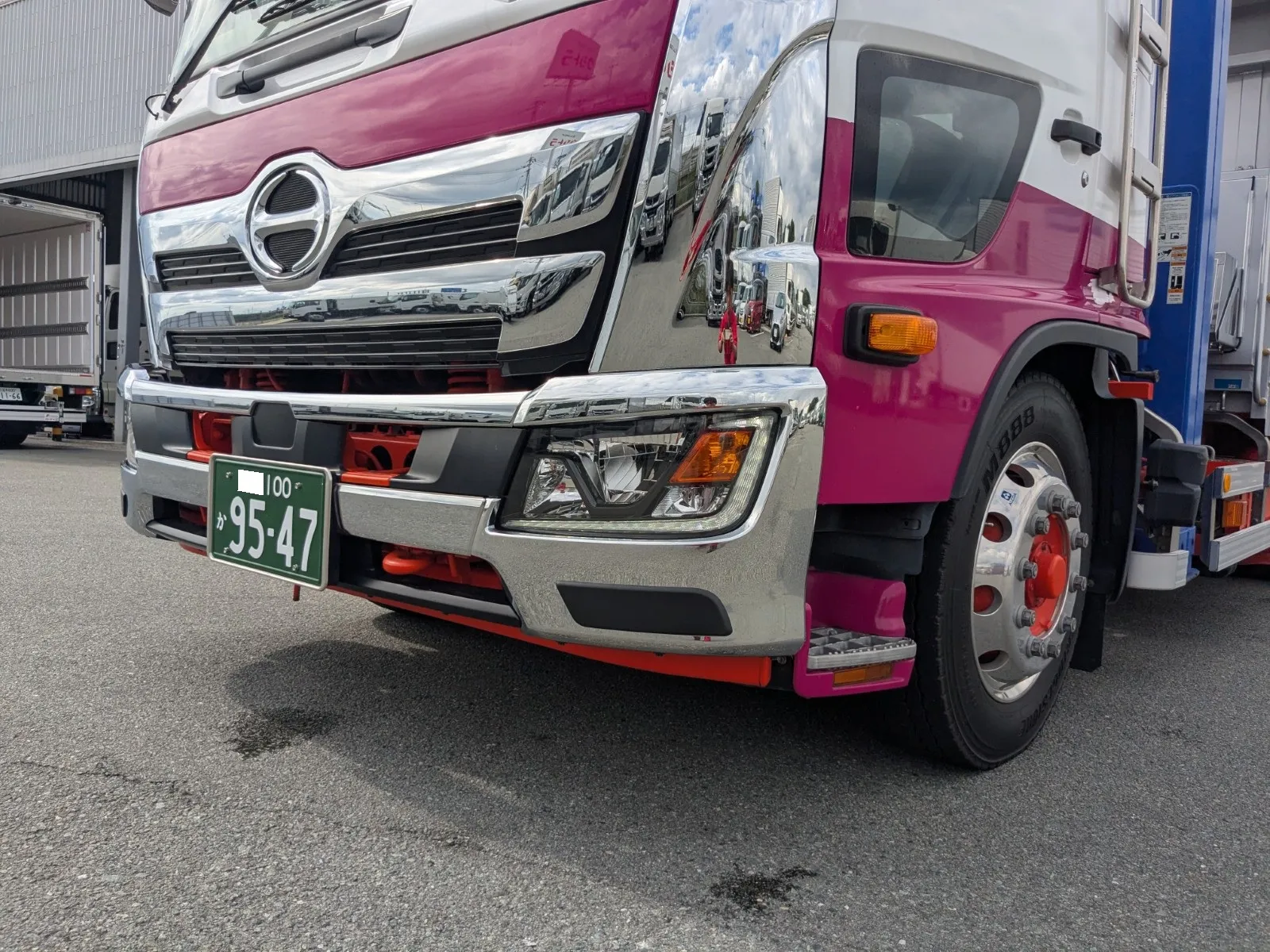 vehicle_image_20260703101630tmq3wXMJrm.webp