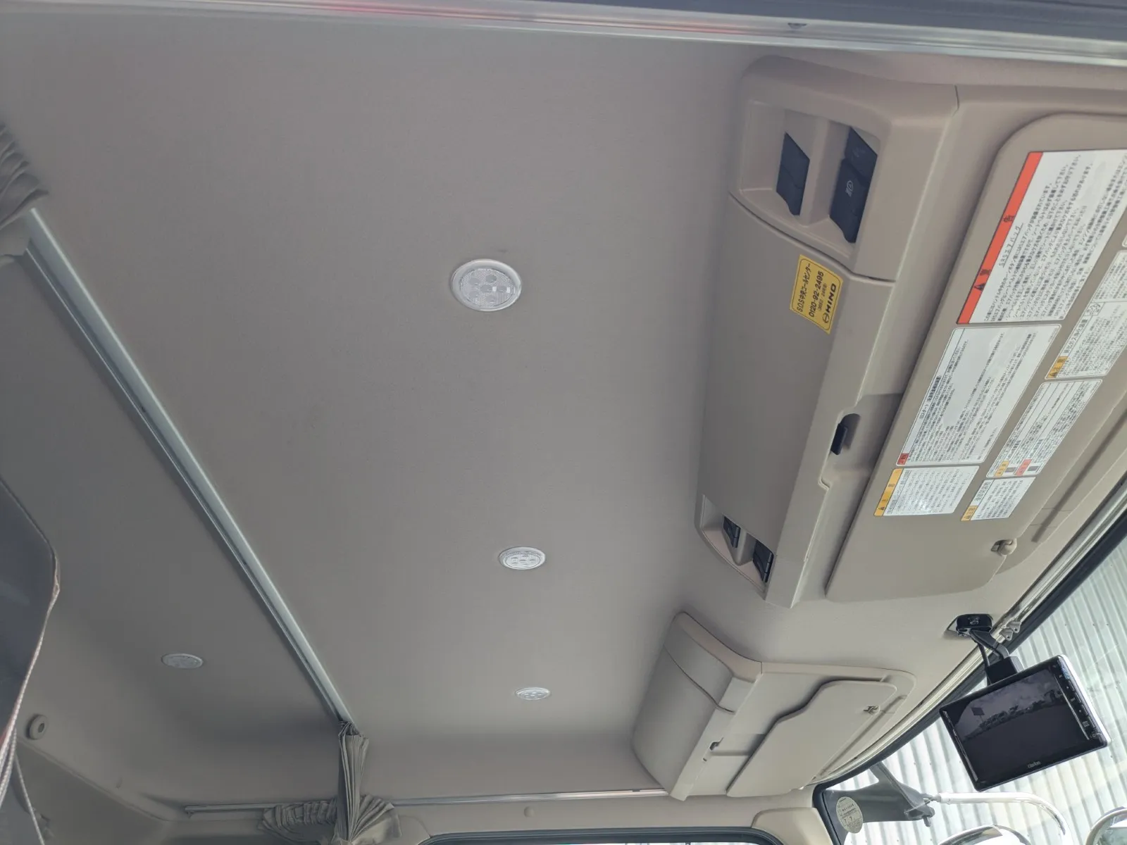 vehicle_image_202607041335376aQia0TRz4.webp