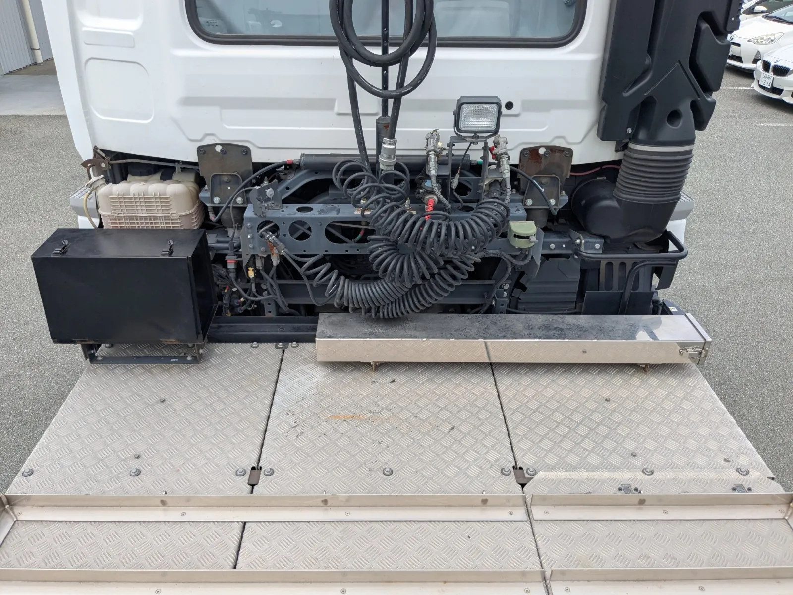 vehicle_image_20260704131803vjC7C1qDAO.webp