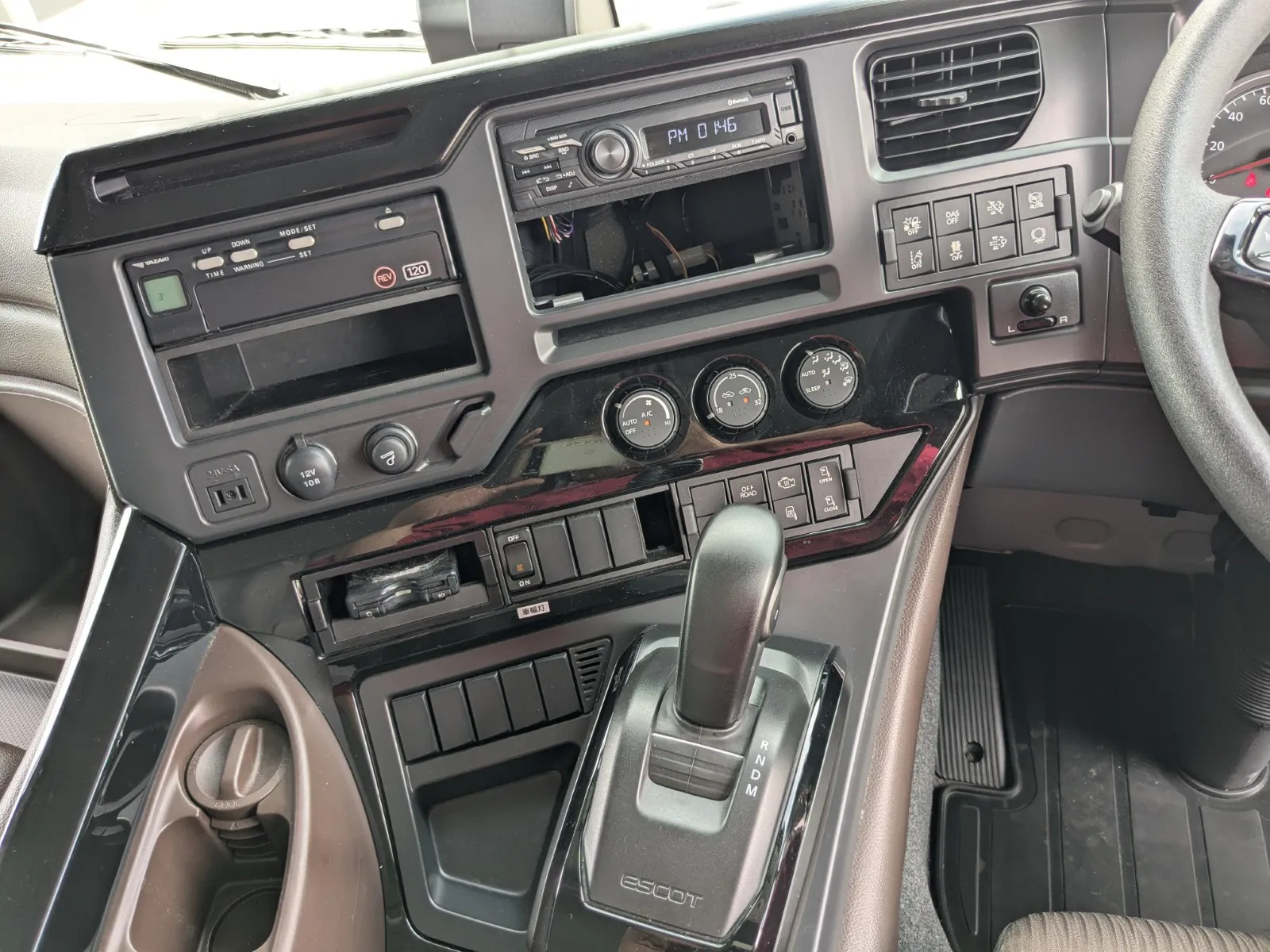 vehicle_image_20260704131807zSYMG7oMFs.webp