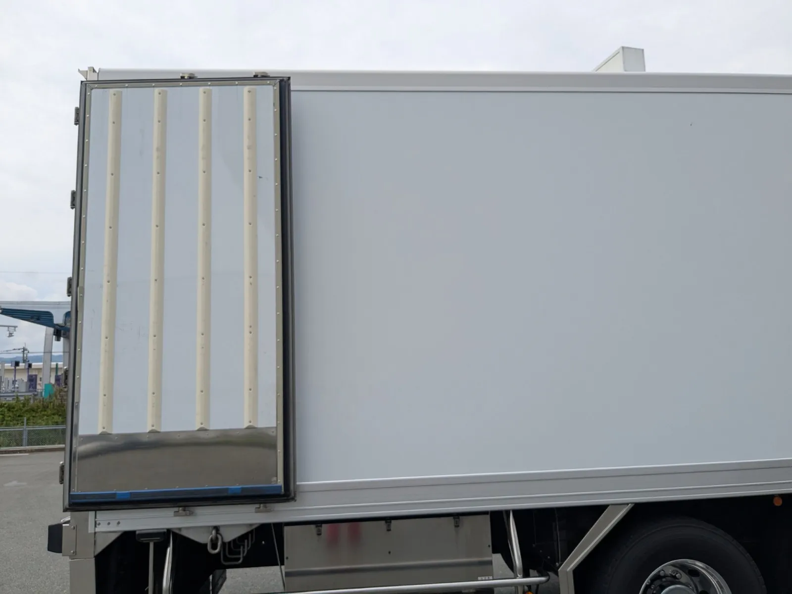 vehicle_image_20260704135153U23ijNofox.webp