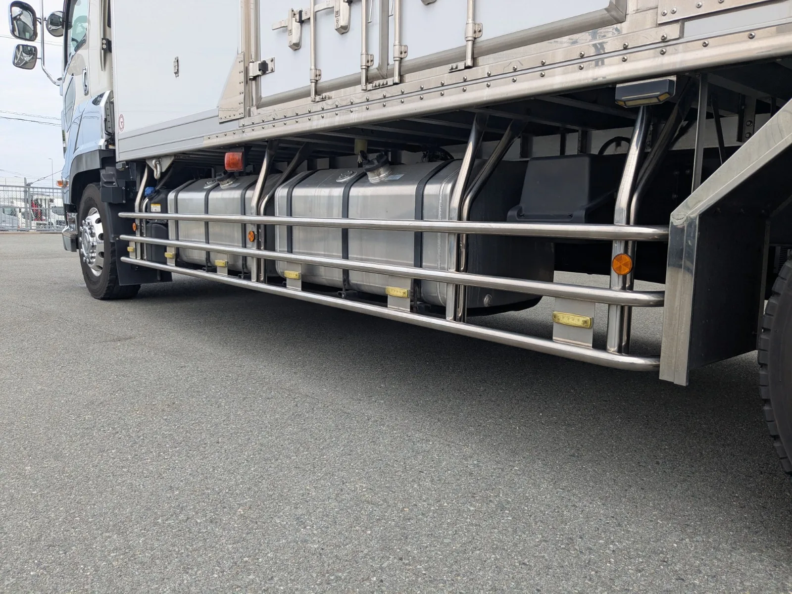 vehicle_image_20260704135153X7hObJjG2P.webp