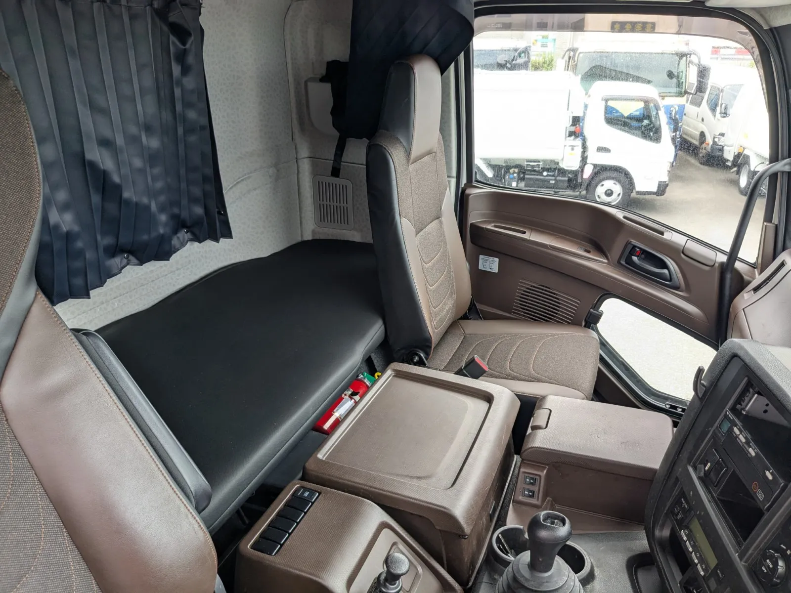 vehicle_image_20260704135205XmZROXtc4S.webp