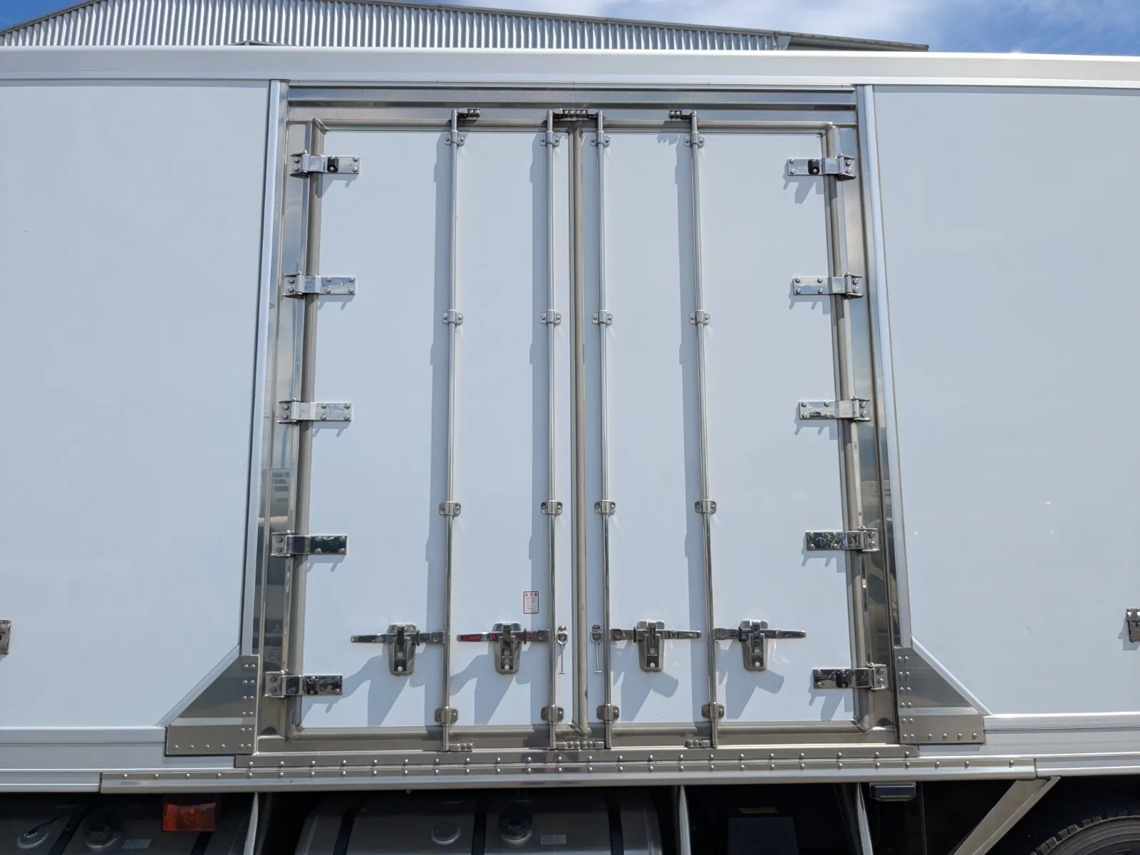 vehicle_image_20260730094759uqVnDBsj3Q.webp