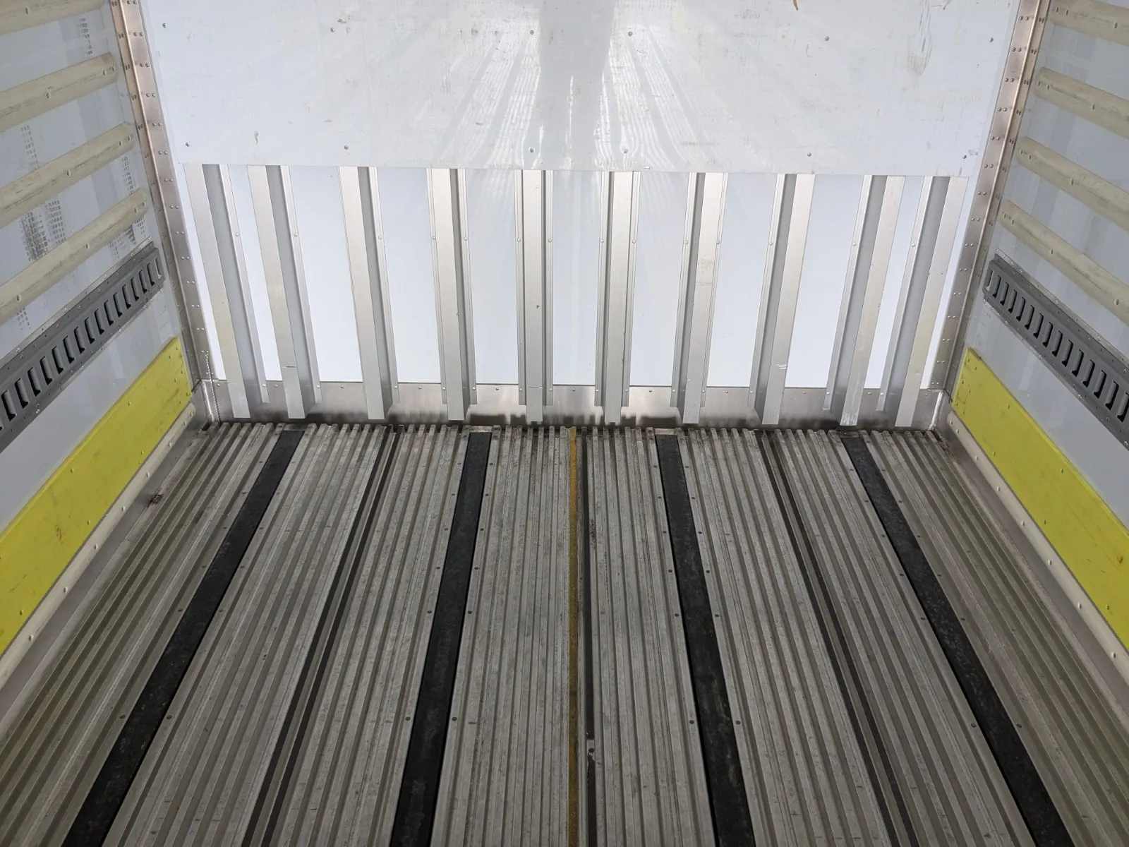 vehicle_image_20260703095355dqx0hVhLeq.webp