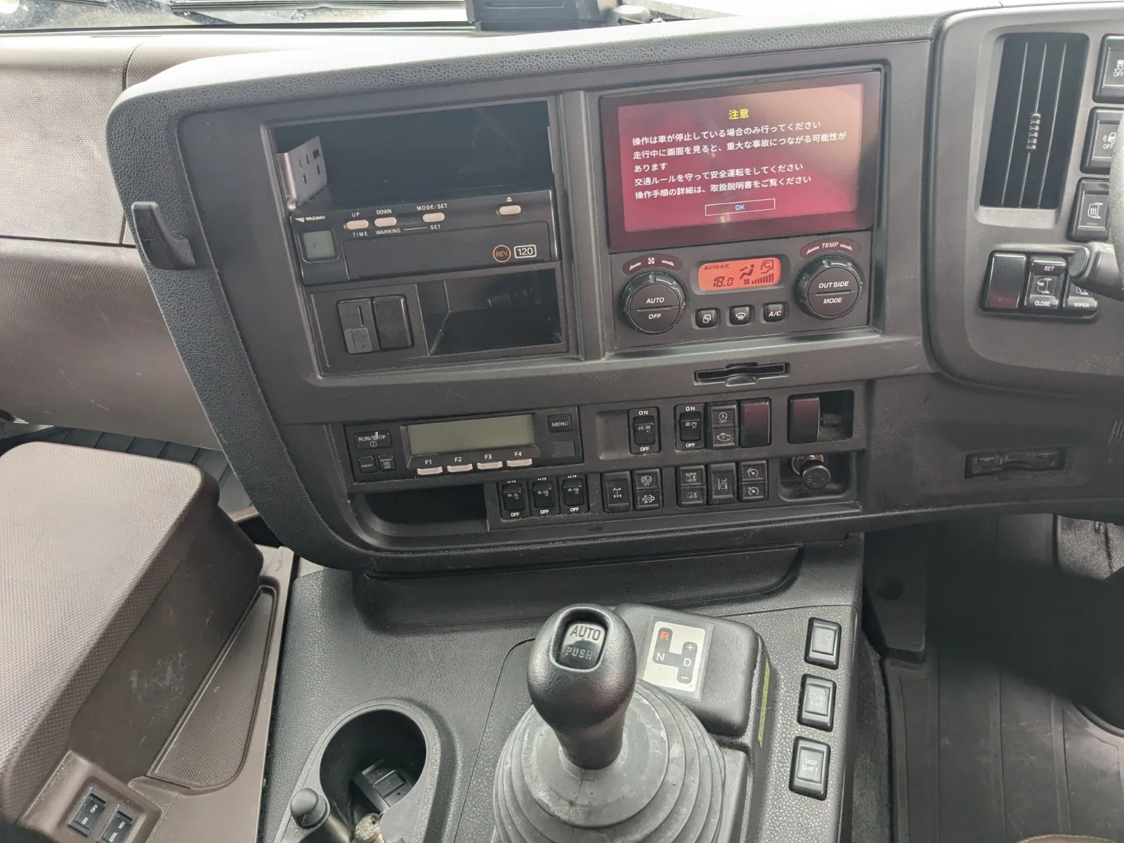 vehicle_image_20260703095400hXQbDWqthK.webp
