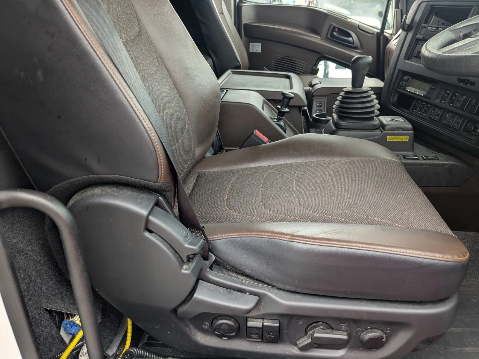 vehicle_image_20260703095402erq8EFf1lw.webp