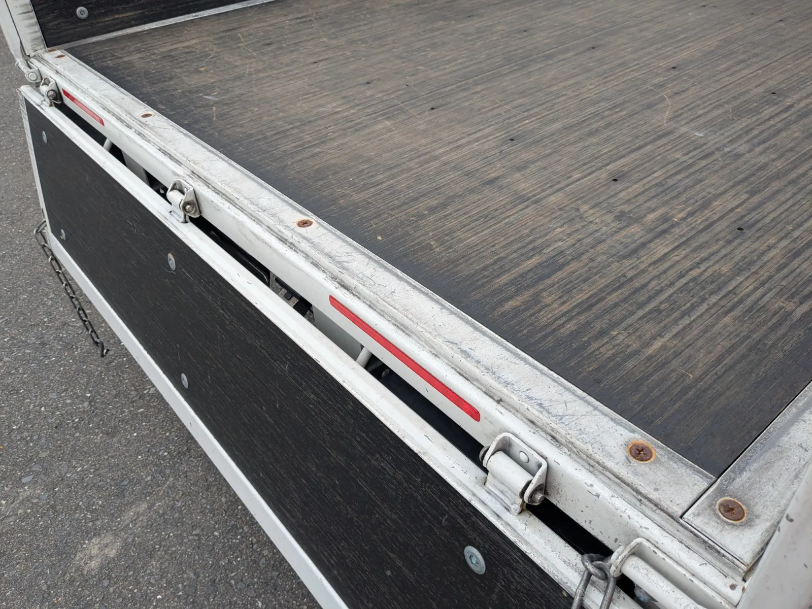 vehicle_image_20260702093345LTkw4nE39l.webp