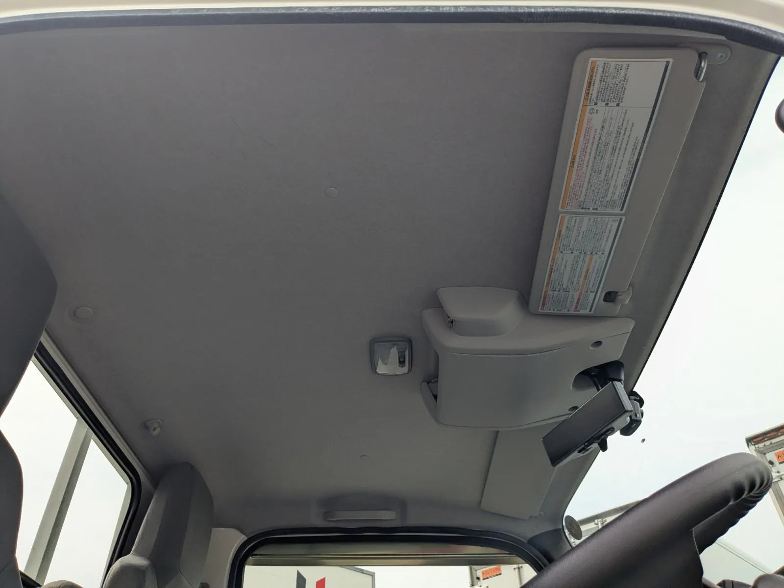 vehicle_image_20260702093353pqwSgF7O0A.webp