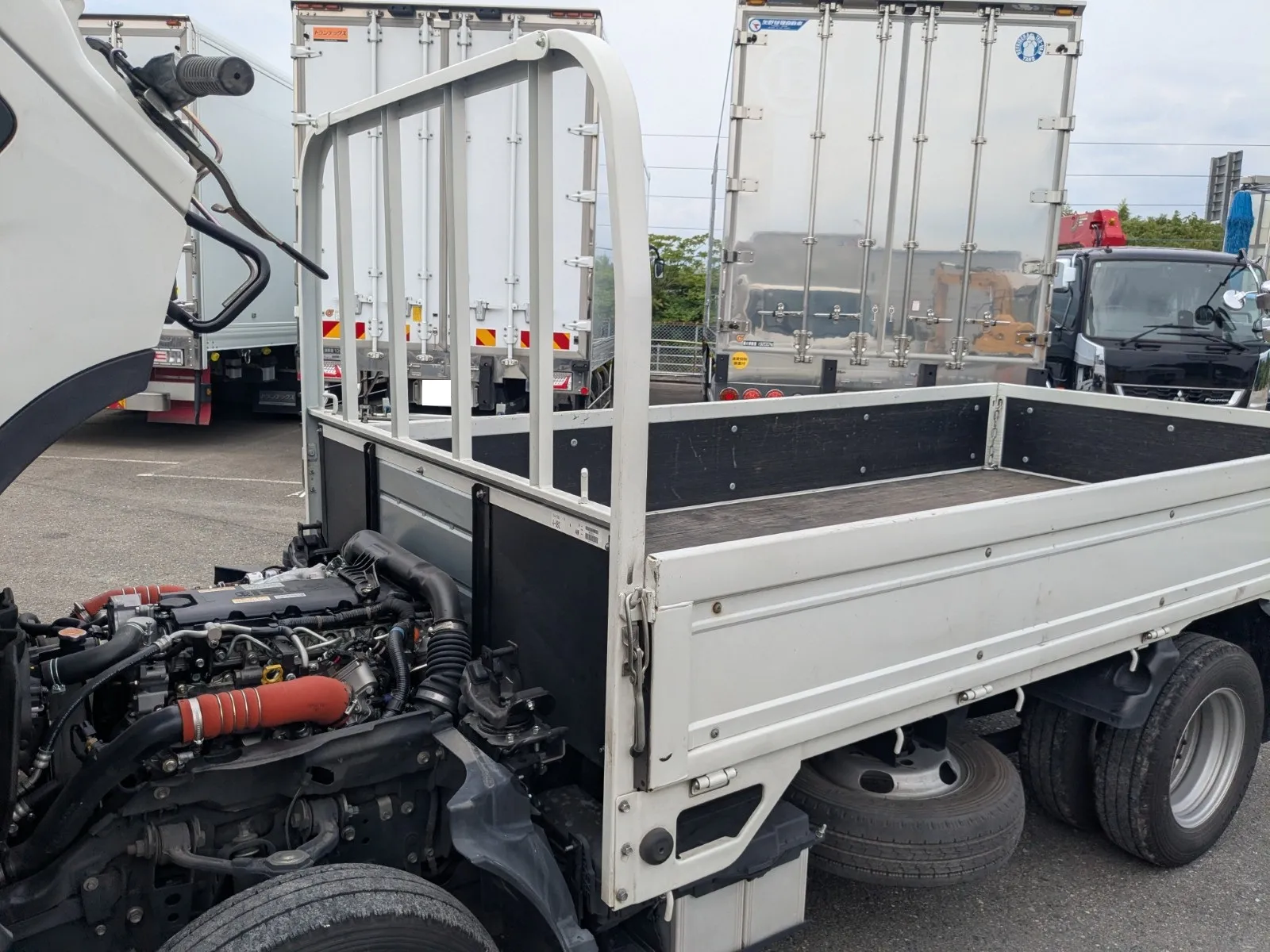 vehicle_image_20260702093355QWFMlGzSVT.webp