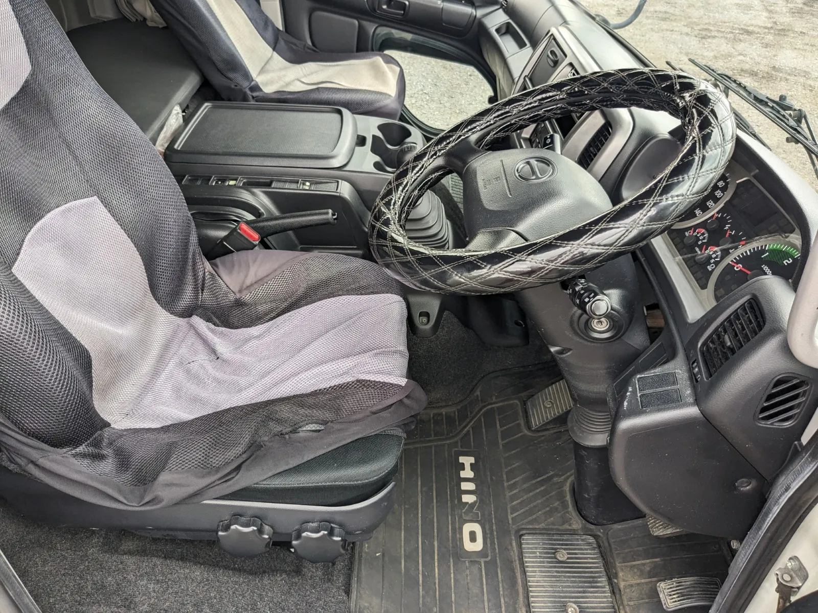 vehicle_image_20260707110255XWBmC9uSuK.webp