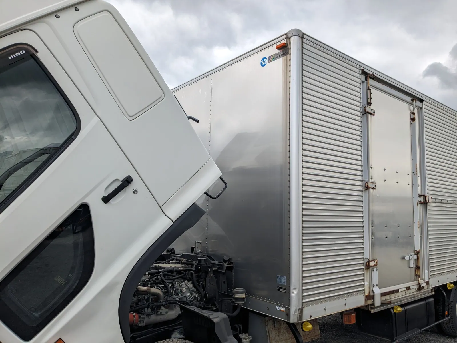 vehicle_image_20260707110258s2GwKhRnr8.webp