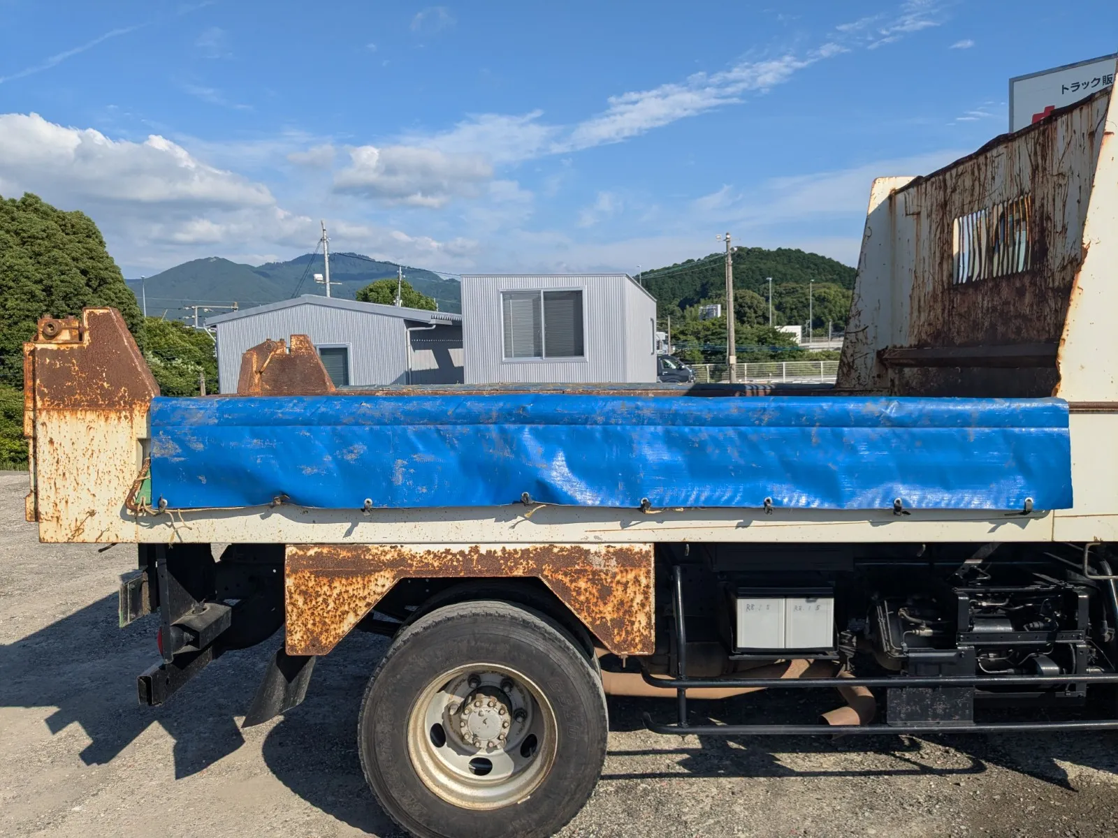 vehicle_image_20260702095808WQpnabEV1Q.webp