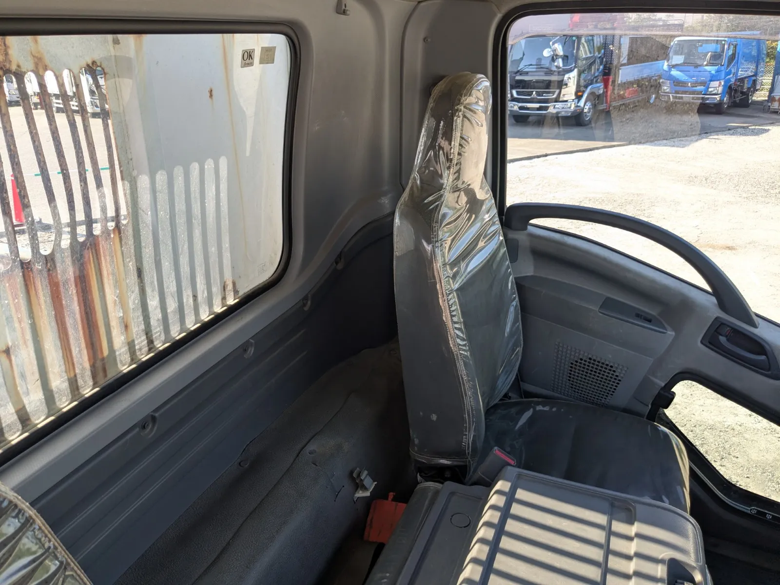 vehicle_image_20260702095811sDs9ZYAsBn.webp