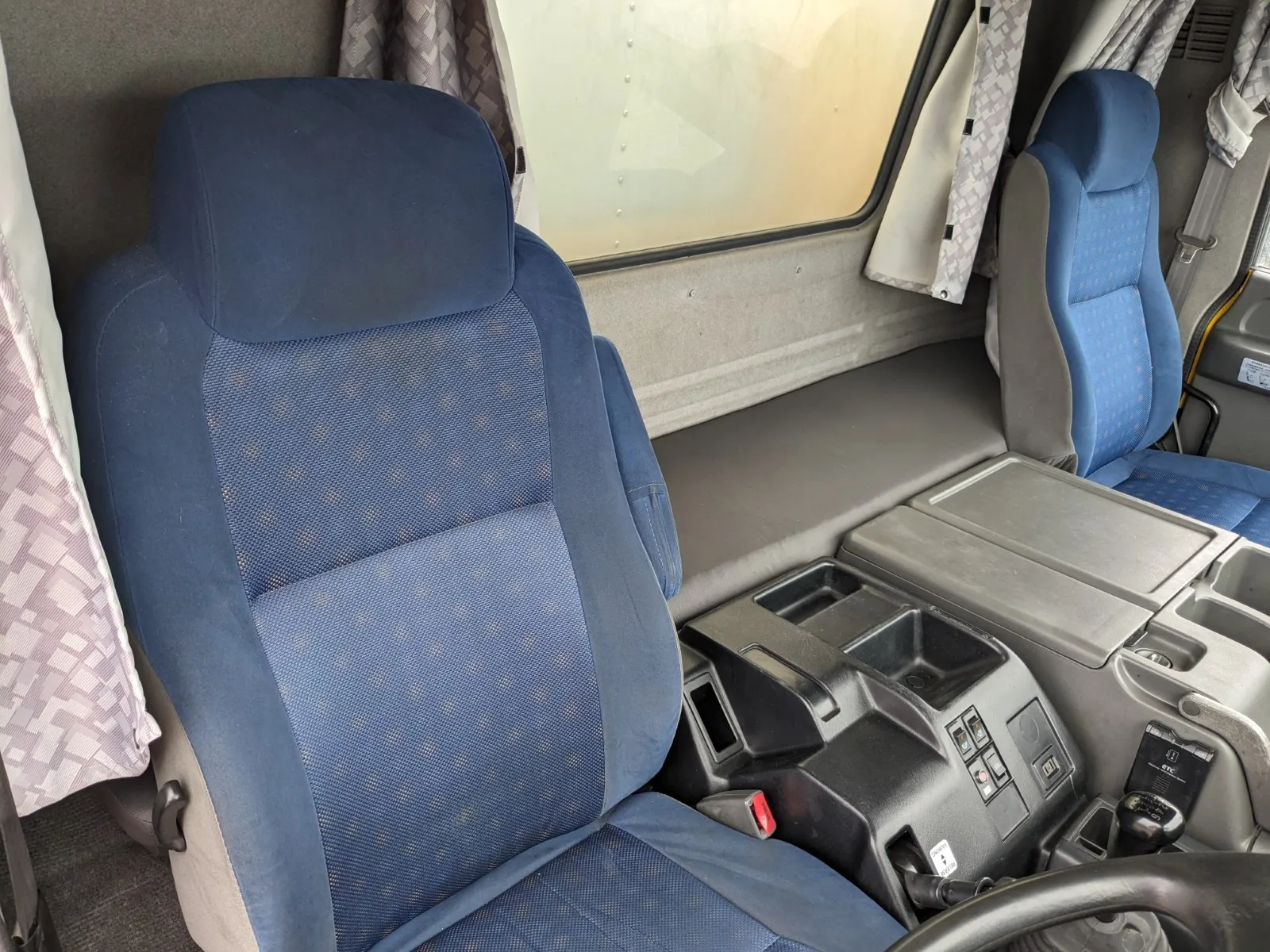 vehicle_image_202607071049077Dp742si2a.webp