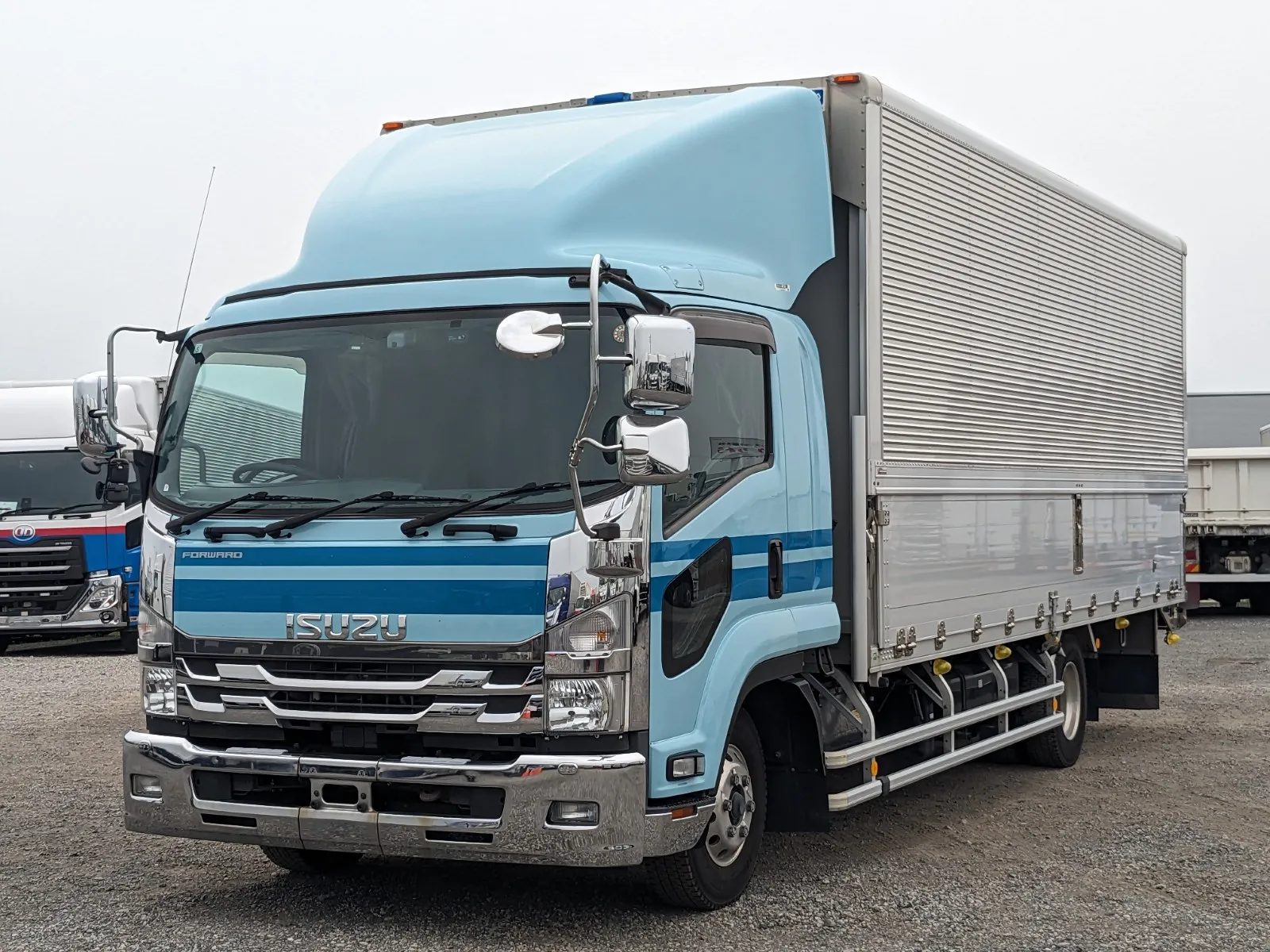 vehicle_image_20260703092225R0GM1W7QM1.webp