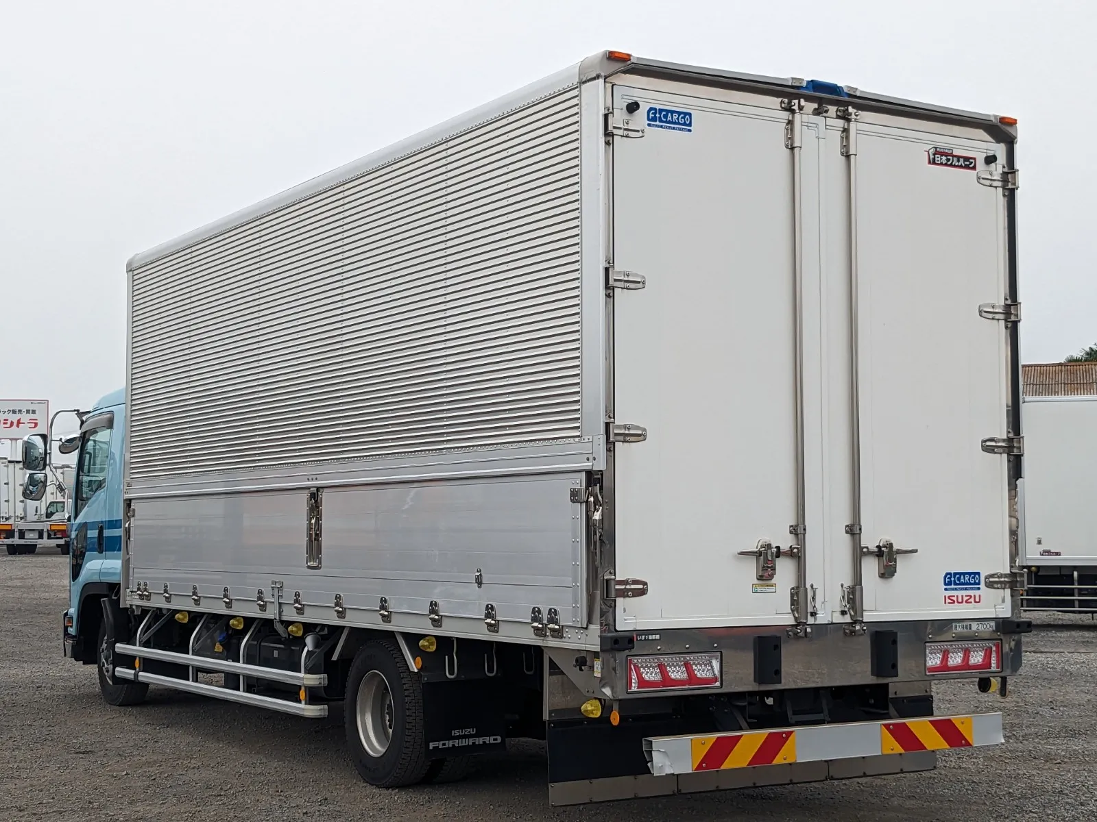 vehicle_image_20260703092225zxEtsQSKuu.webp