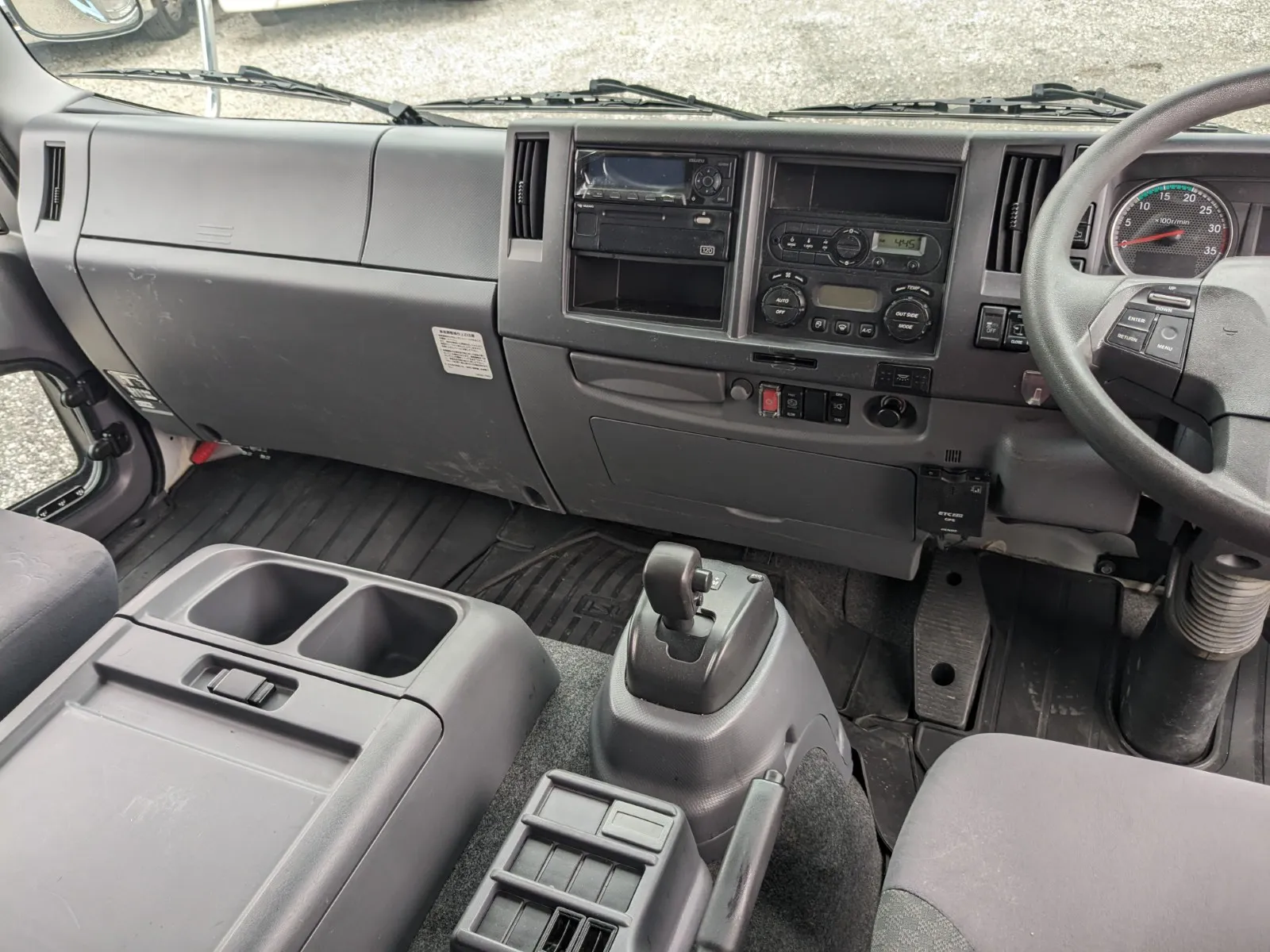 vehicle_image_20260703092238VSvyww4MGL.webp