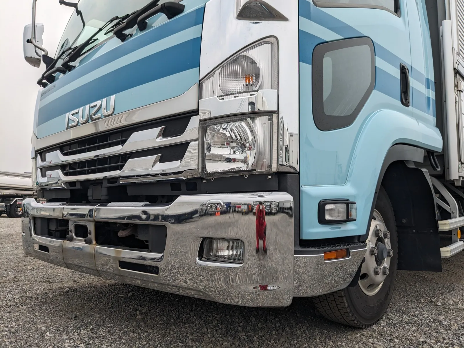 vehicle_image_20260703092240B9iI7VHpgn.webp
