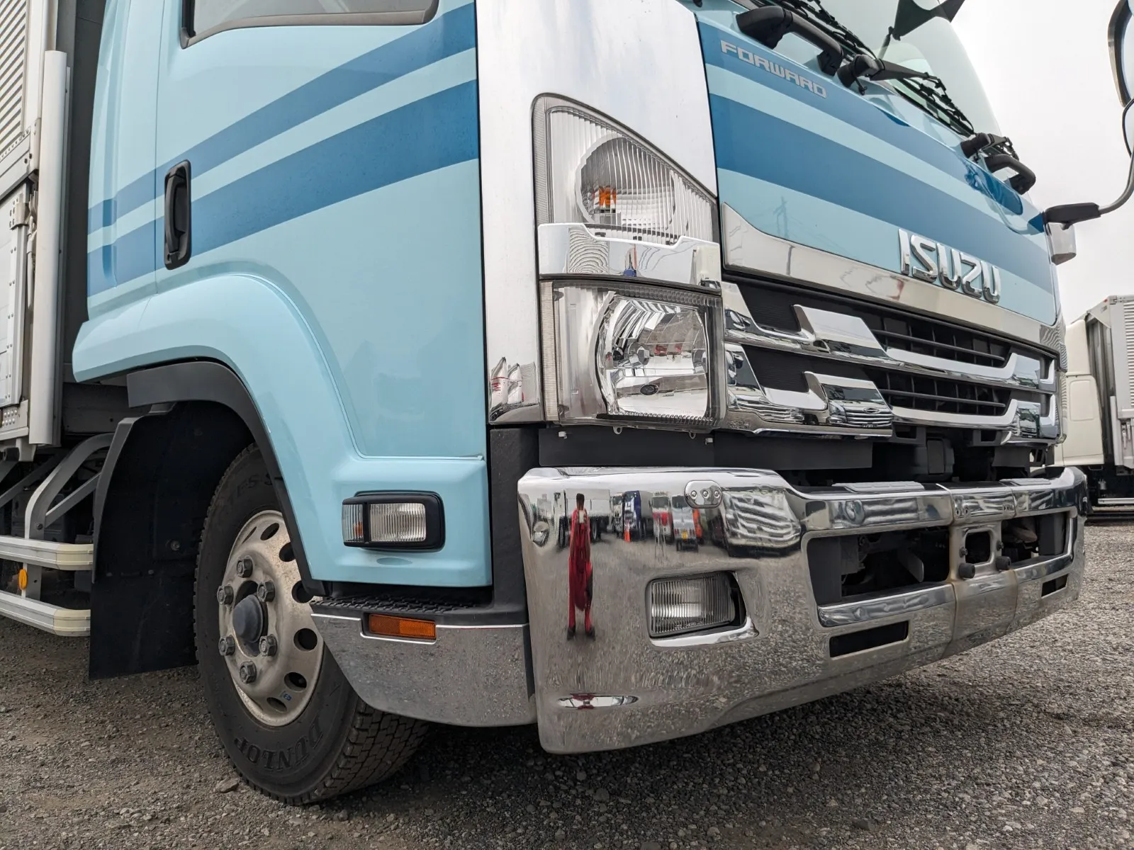 vehicle_image_20260703092241sJLysbllUf.webp