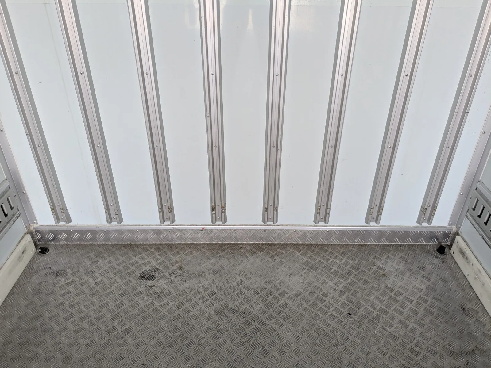 vehicle_image_20260713113614CPAx2F3Quh.webp
