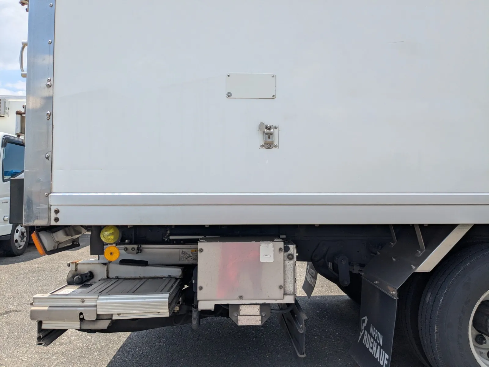 vehicle_image_202607131136171HGaD4ClXD.webp