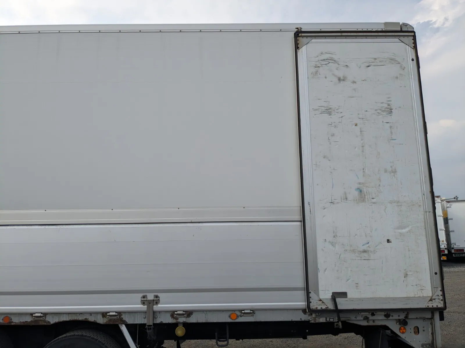 vehicle_image_20260721100915AA1LzDu5TR.webp