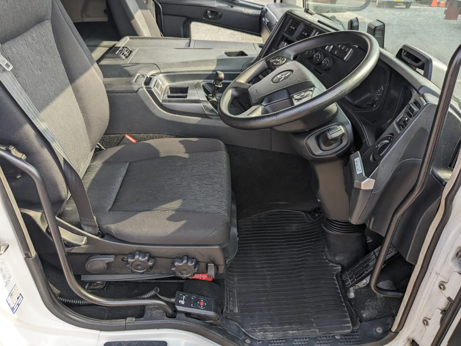 vehicle_image_20260721100923FFVAa51E95.webp