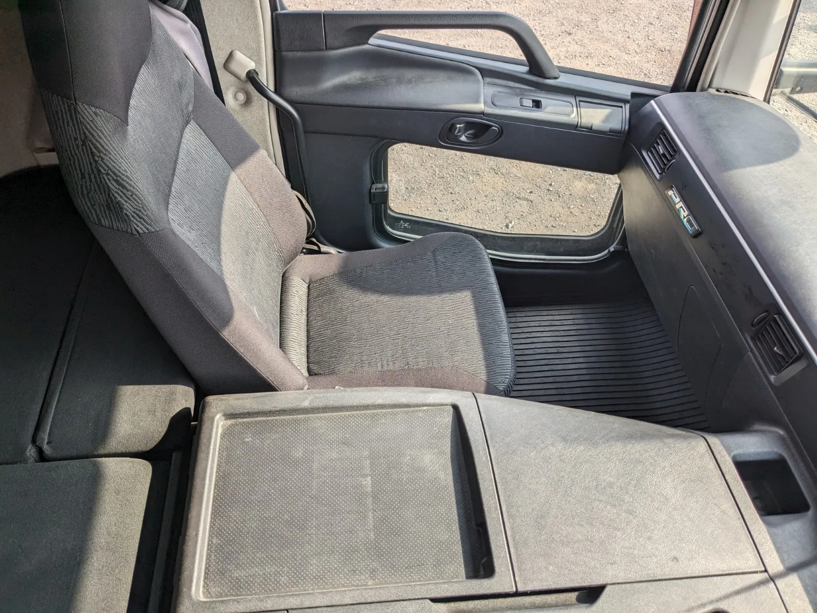 vehicle_image_20260721100924UkKtqhrIs4.webp