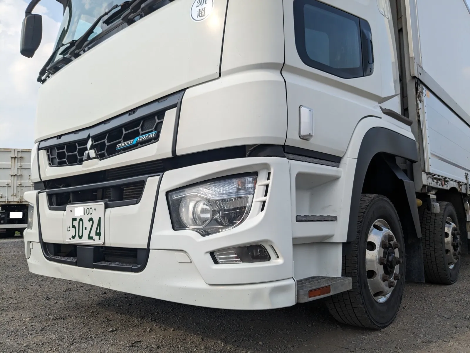 vehicle_image_202607211009283366LL9bYA.webp