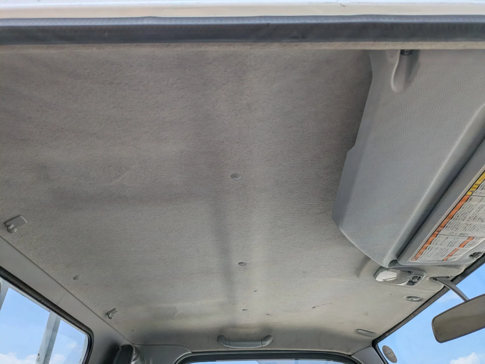 vehicle_image_20260701092733Qq5AHkG8xp.webp