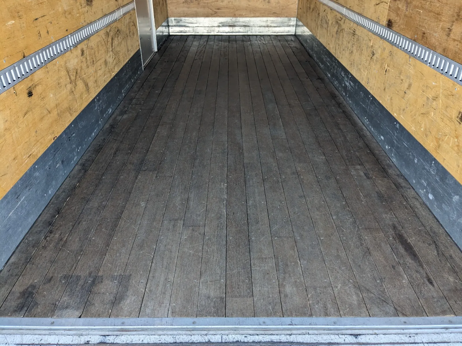 vehicle_image_20260721093359vew41LAFQX.webp