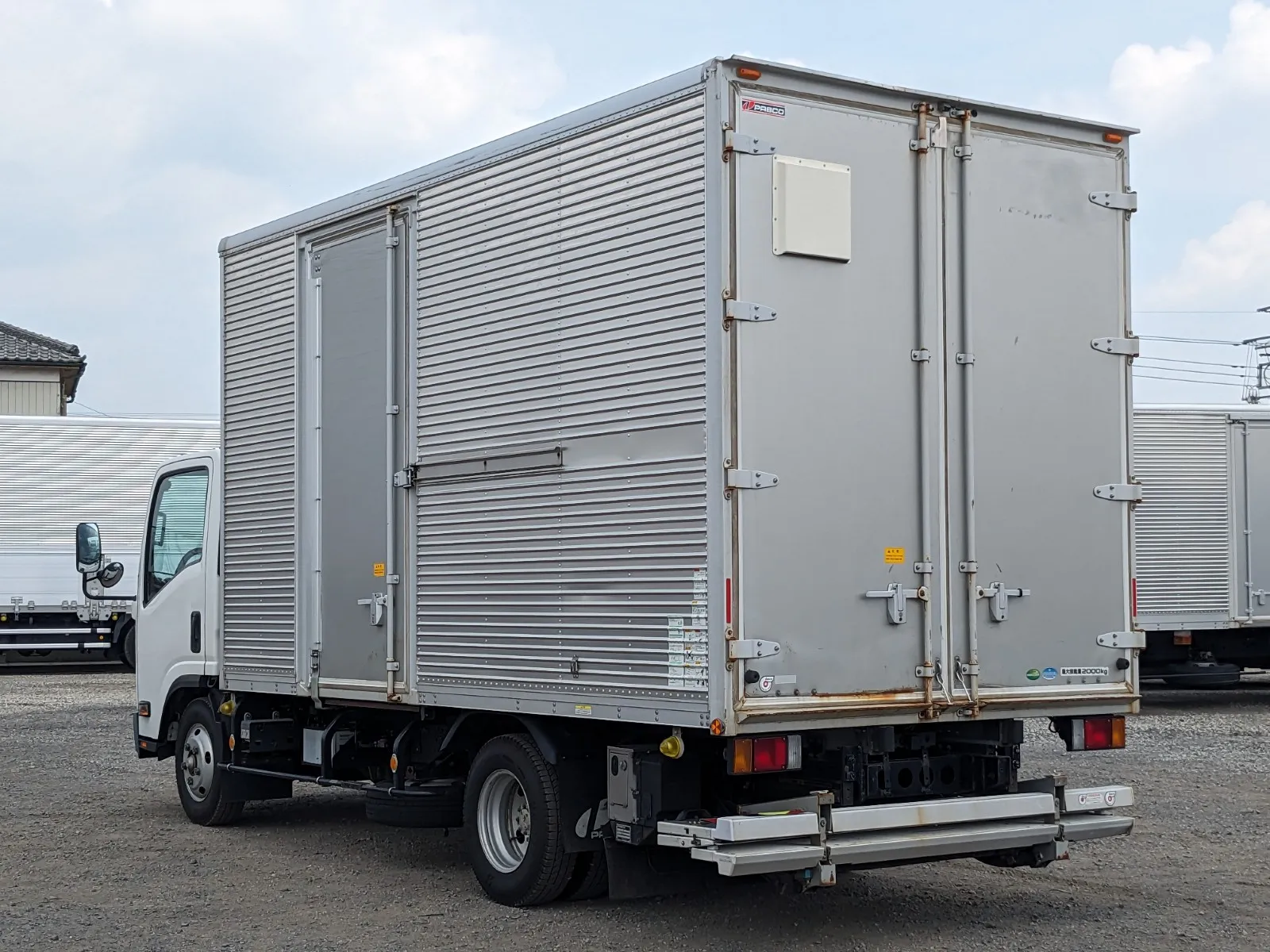 vehicle_image_20260722095206RpP26lGpFr.webp
