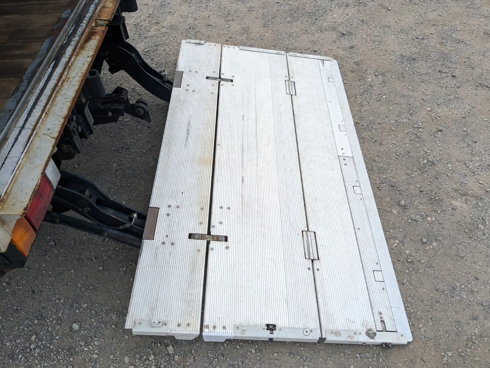 vehicle_image_20260722095209EcQozkOP3E.webp