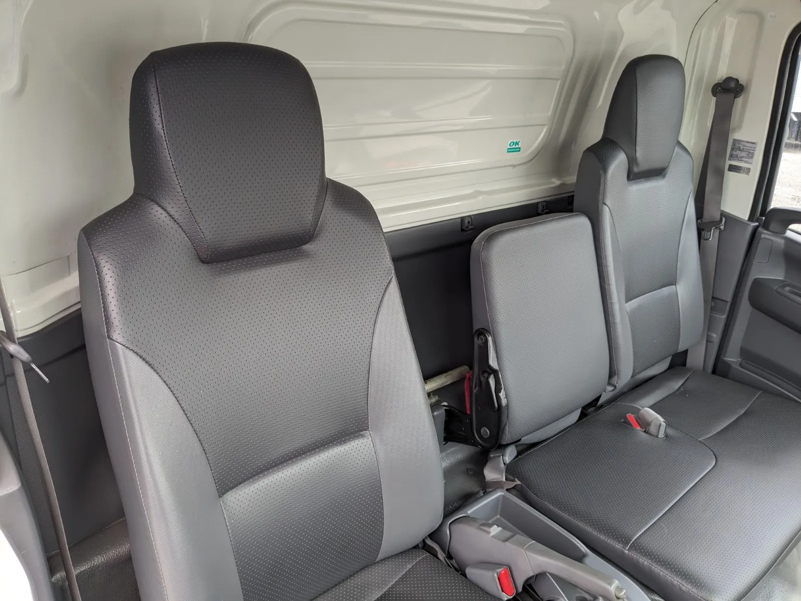 vehicle_image_20260722095221FEg8UbqhRO.webp