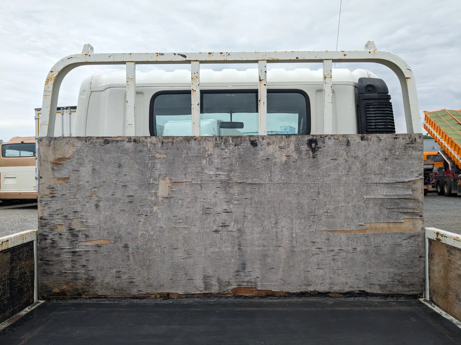 vehicle_image_202607101010353YXWd9tAE4.webp