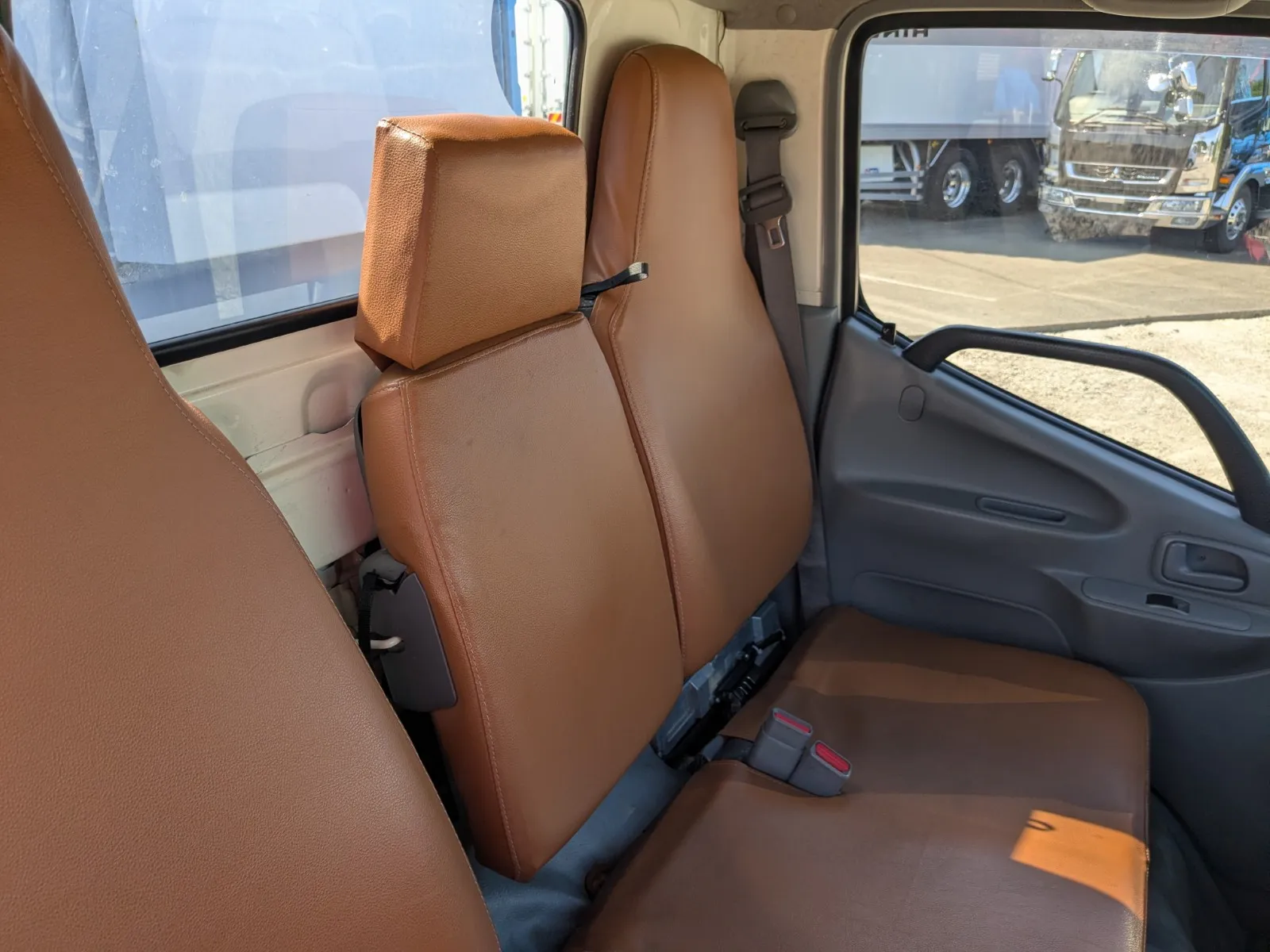 vehicle_image_20260702101924iRDLrJyILk.webp
