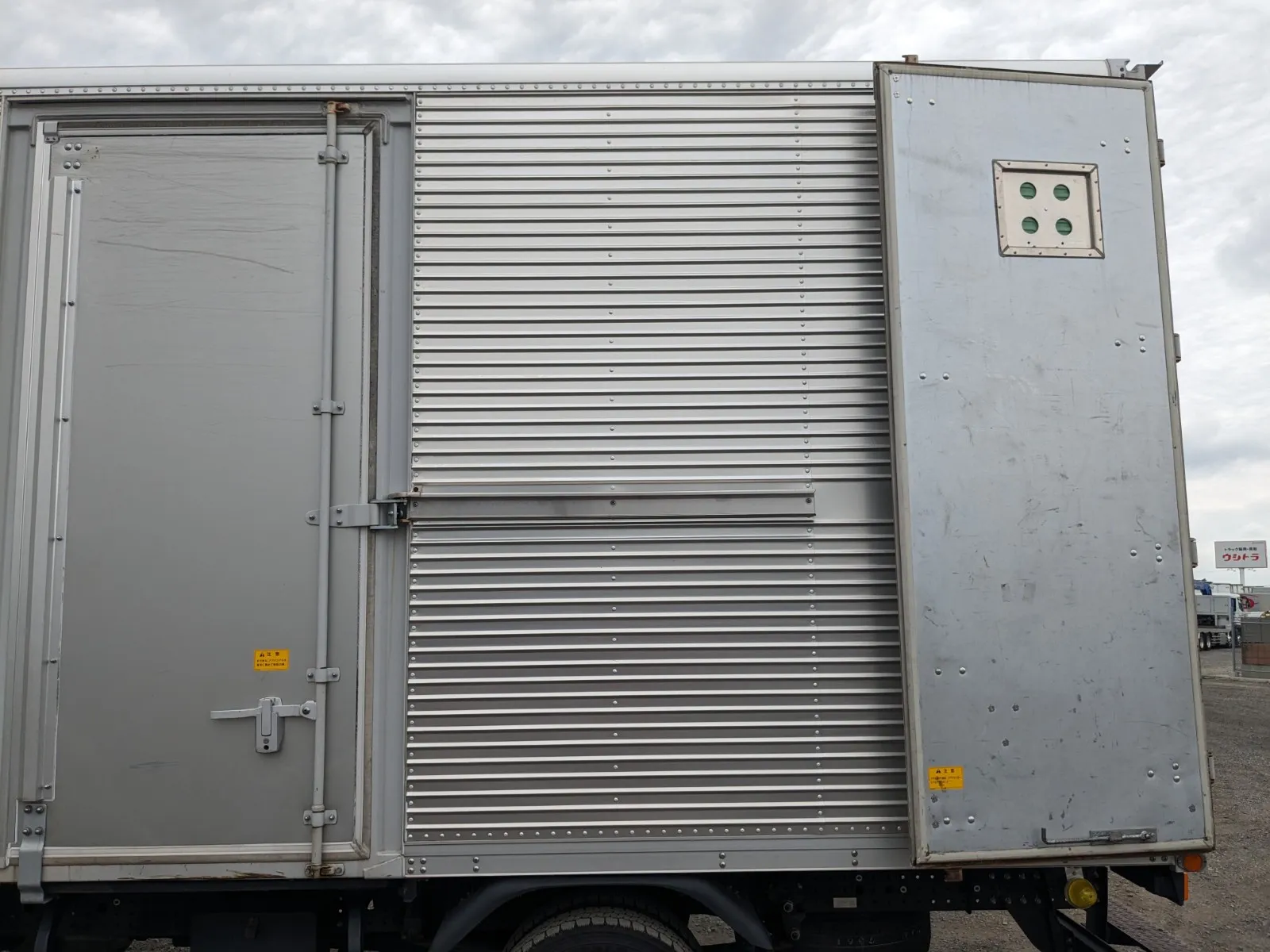 vehicle_image_20260708114900jUrde9HHQc.webp