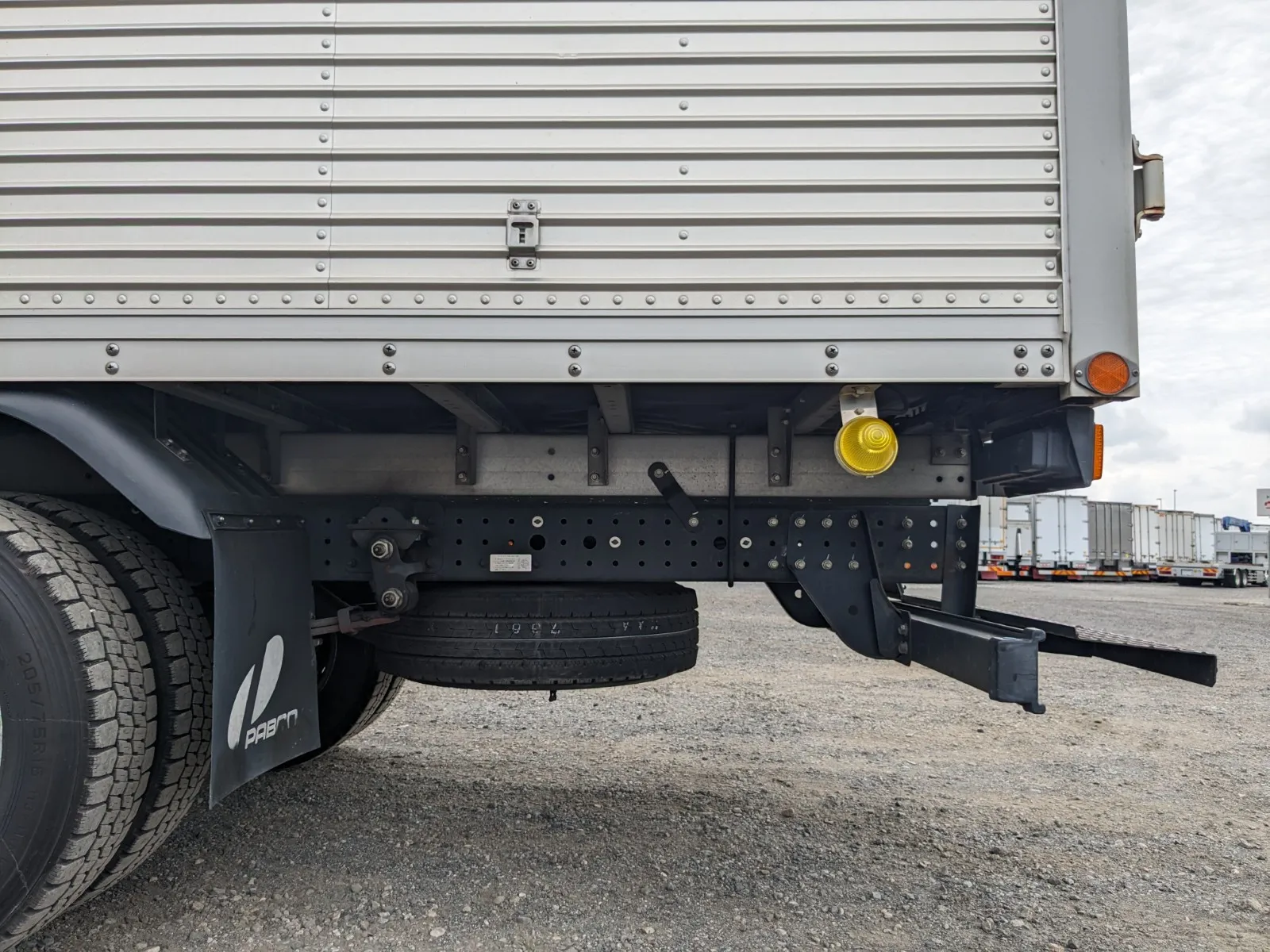 vehicle_image_20260708114901uHuT4wXQZn.webp